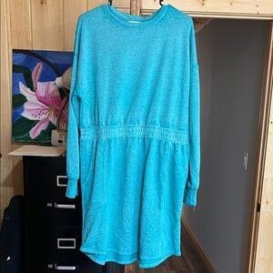 Time and Tru Turquoise Long Sleeve Dress